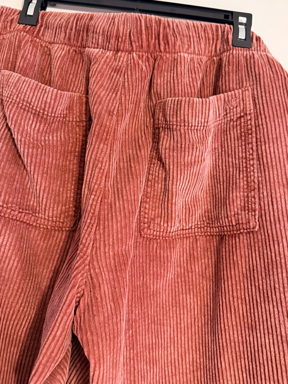 American Eagle Outfitters Stretch Corduroy Pants in Rusty Rose Size M - Picture 3 of 12